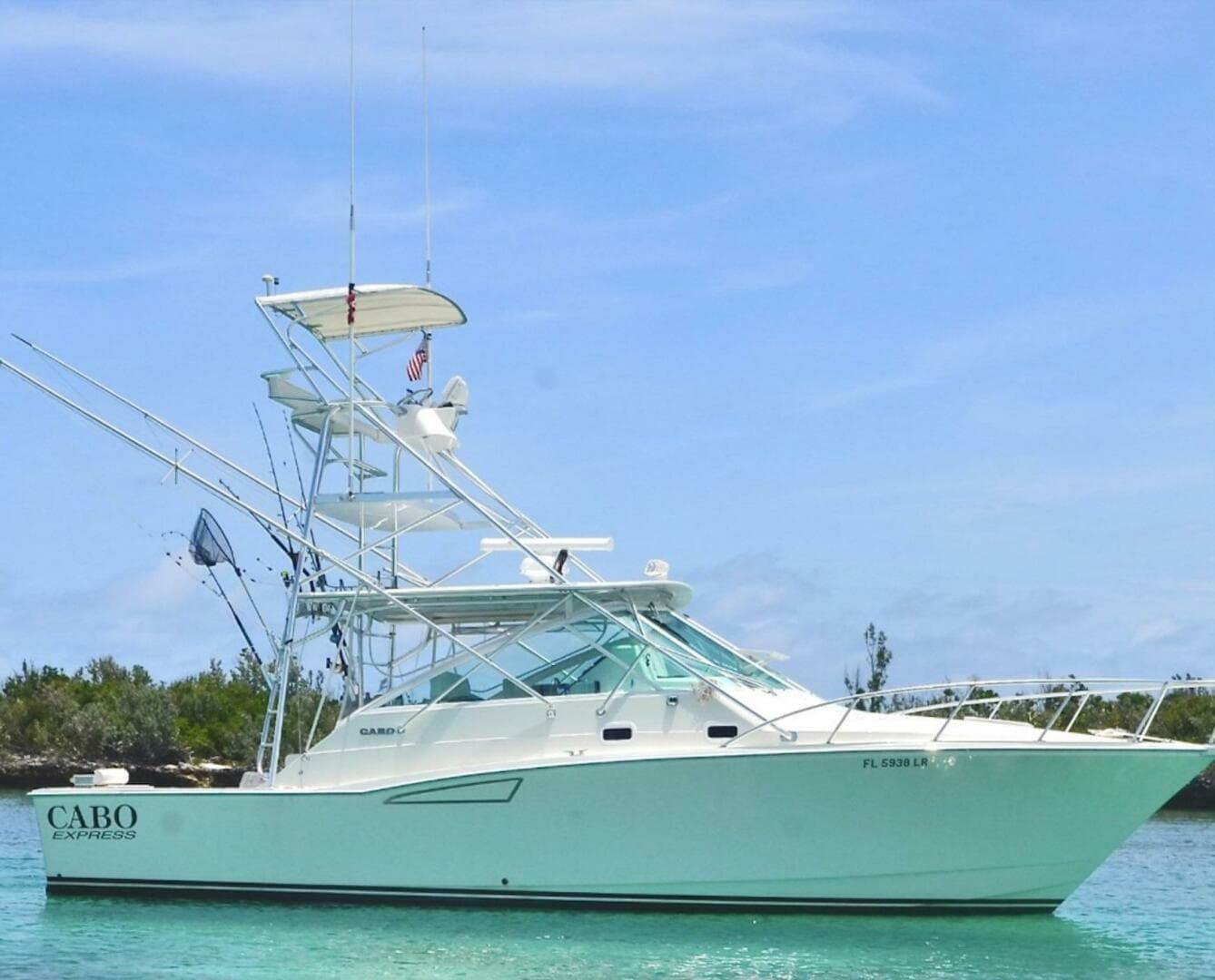 2002 Cabo 35 Express — photo 1