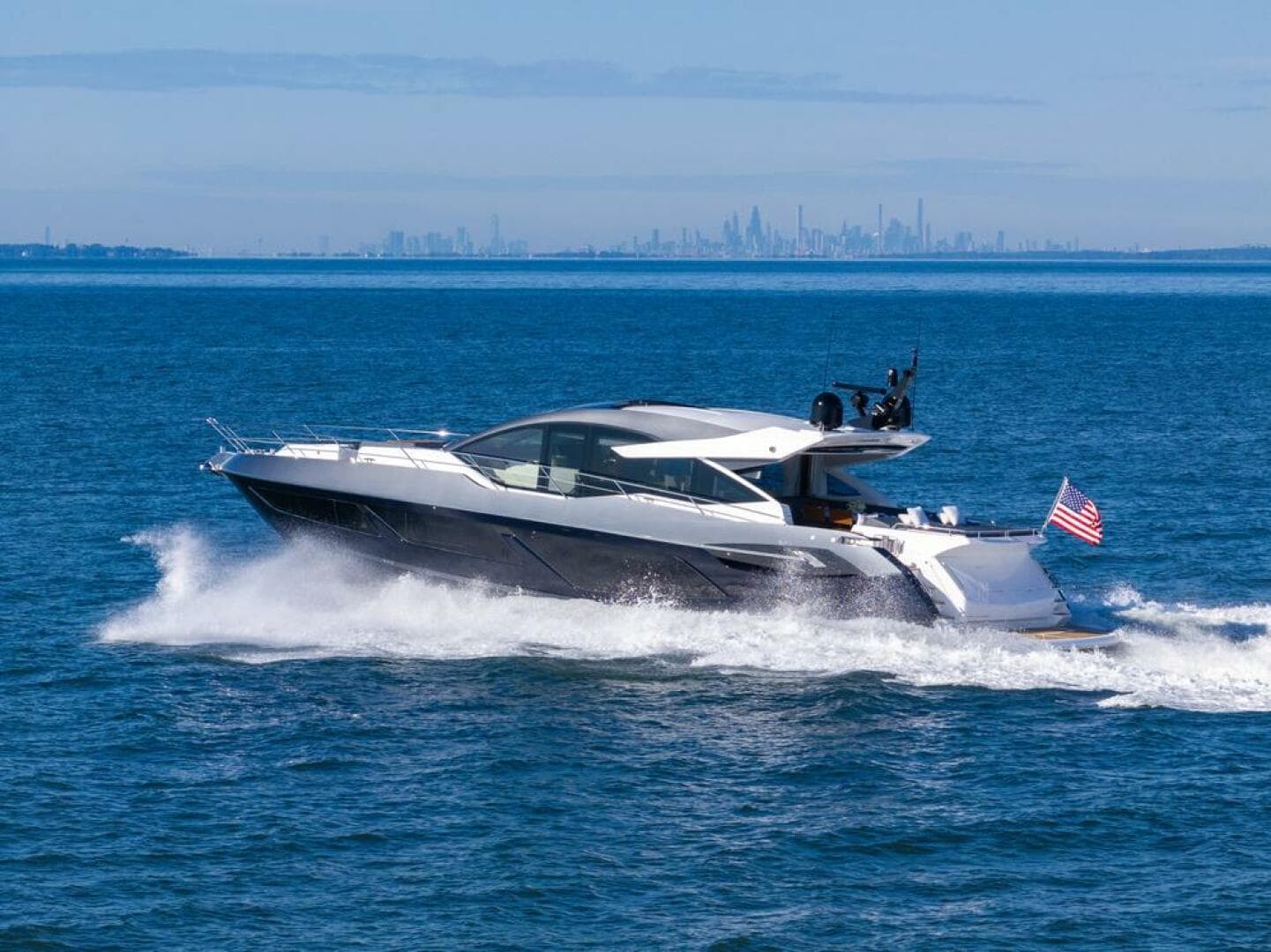 2020 Sunseeker Predator — photo 13