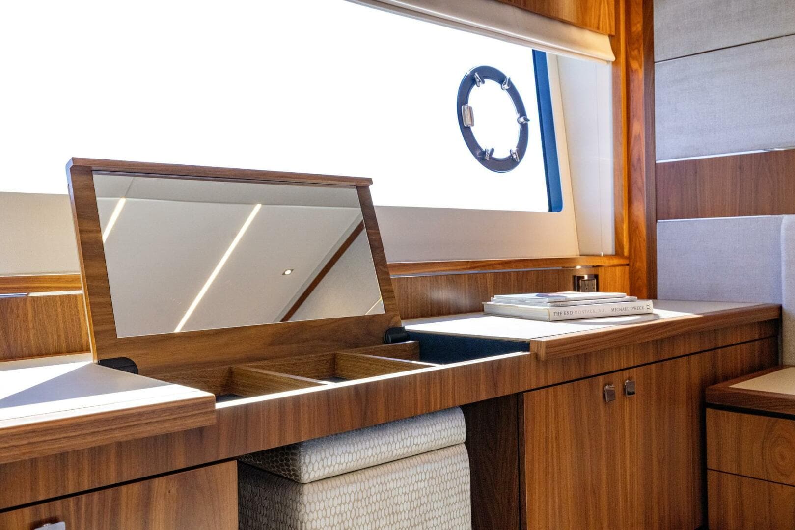 2020 Sunseeker Predator — photo 44