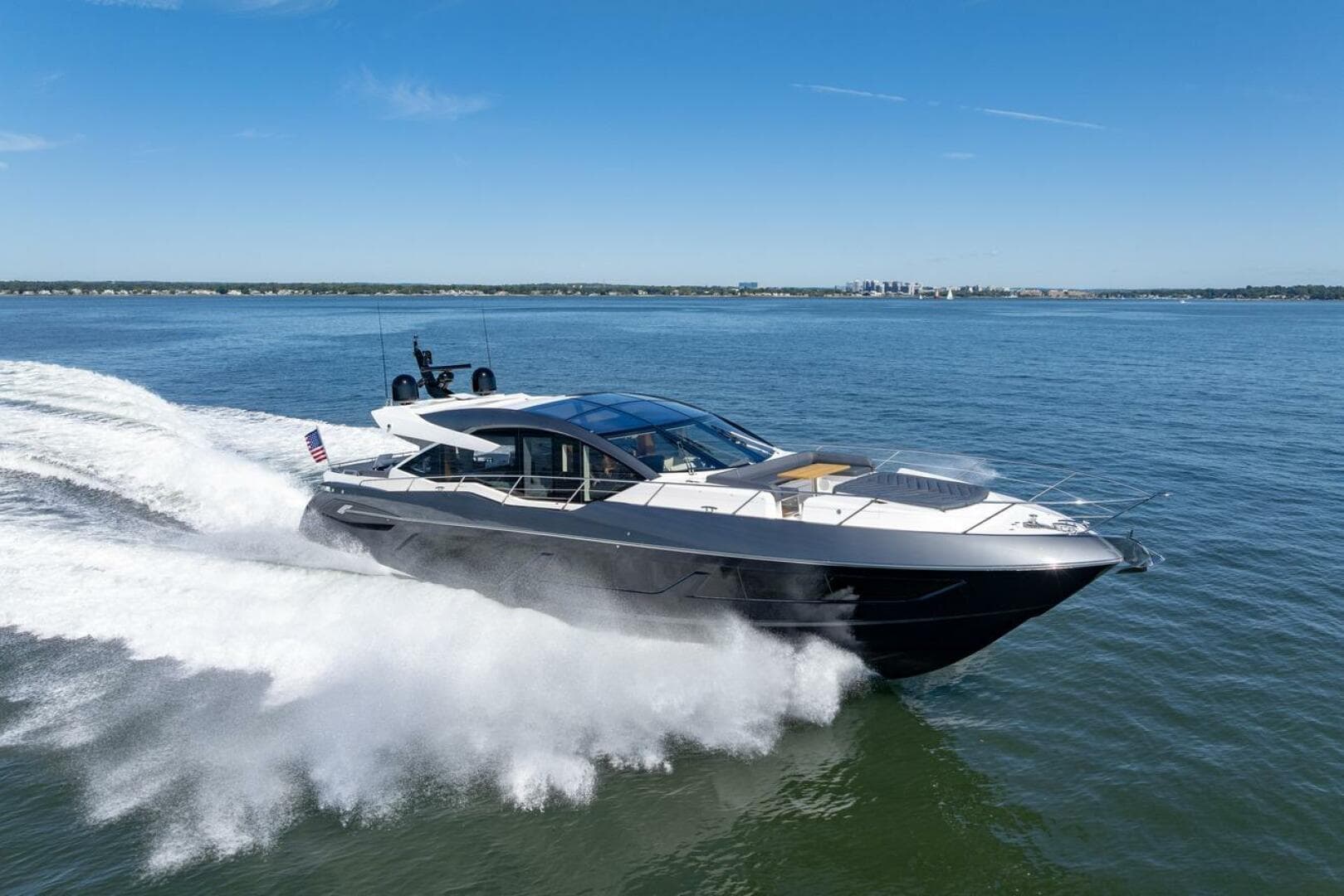 2020 Sunseeker Predator — photo 25