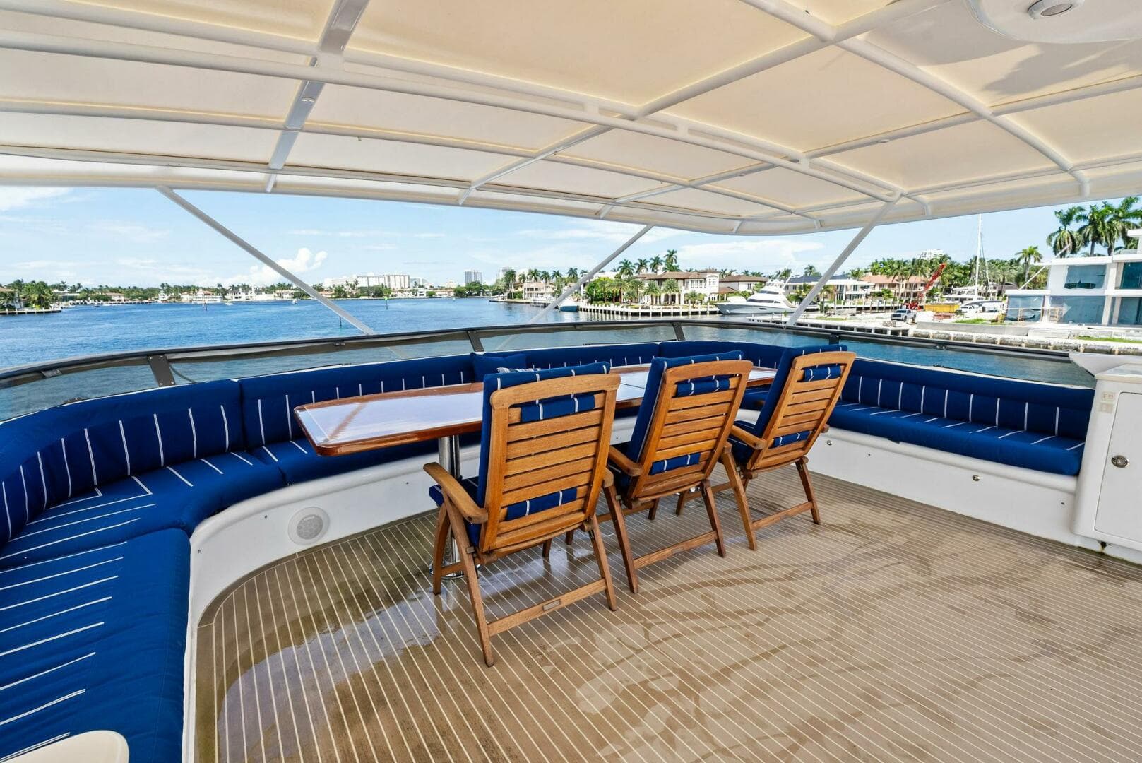 2004 Sabre 92 — photo 21