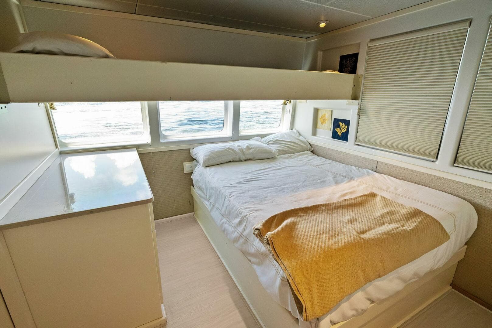 2004 Sabre 92 — photo 66