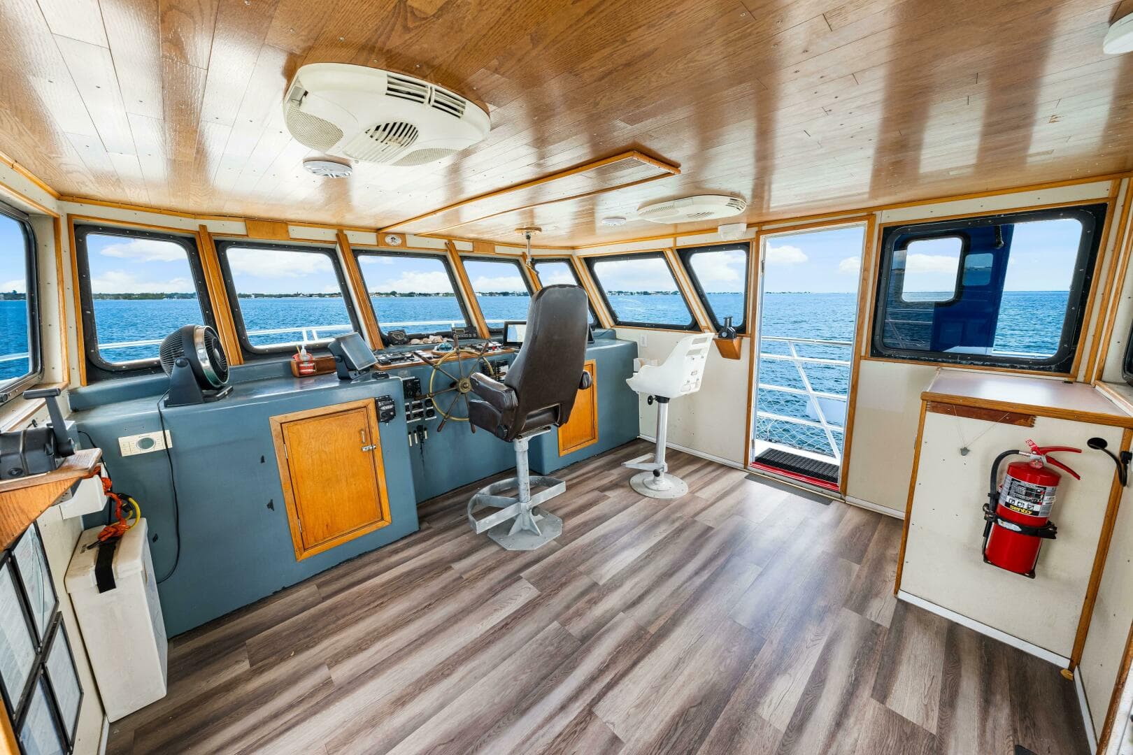 2002 Custom Tri-Kat 60 — photo 12