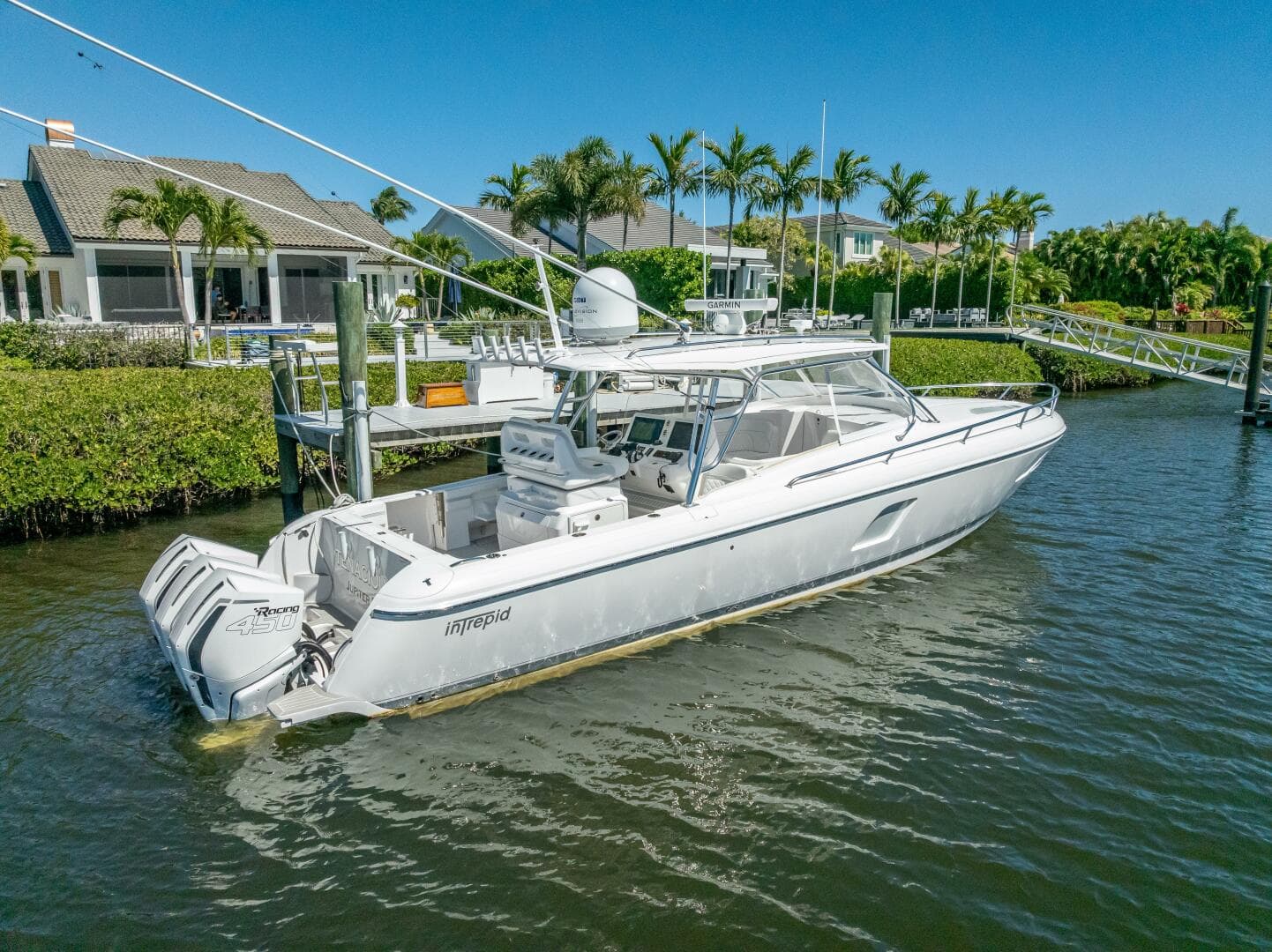 2020 Intrepid 407 Cuddy