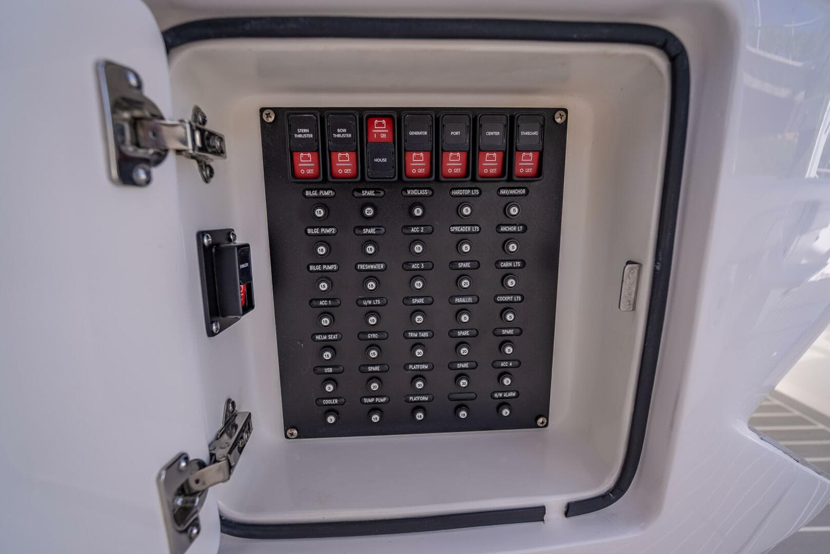 2020 Intrepid 407 Cuddy — photo 35