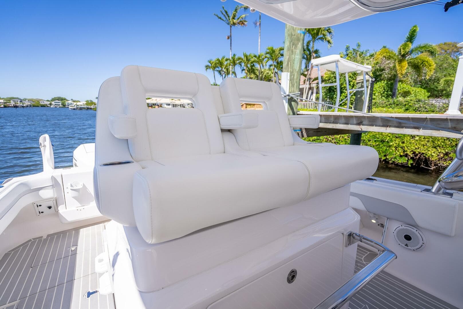 2020 Intrepid 407 Cuddy — photo 53