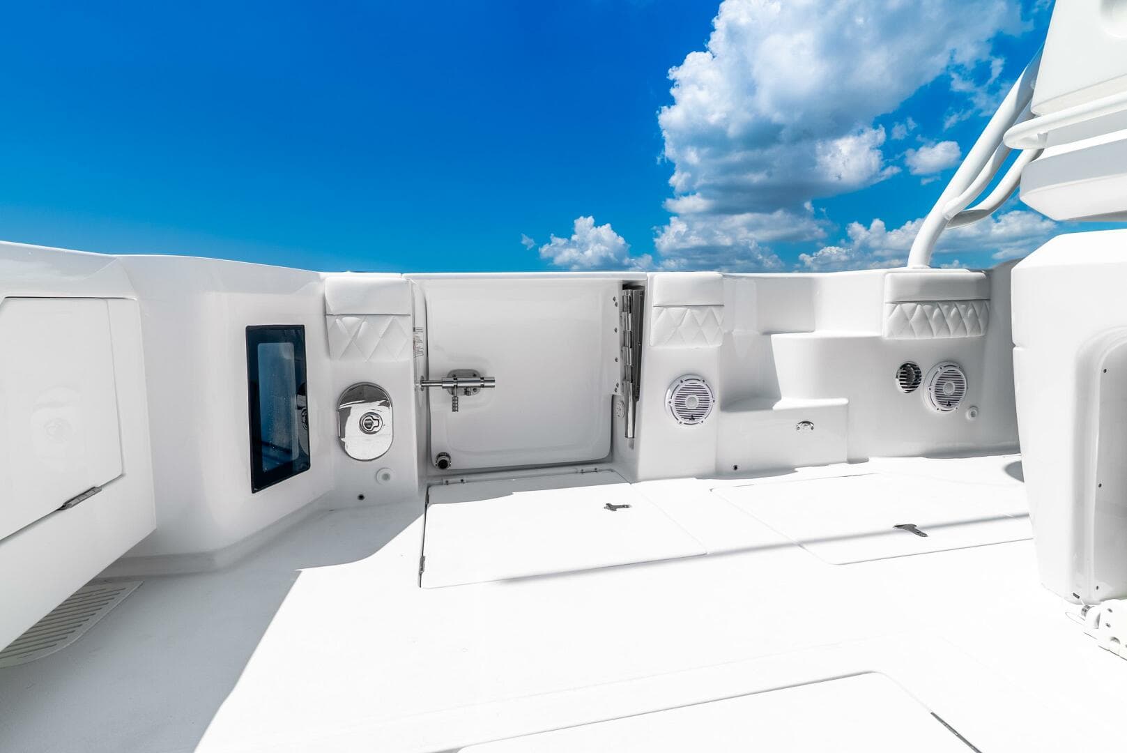 2025 Intrepid 41 Valor — photo 42