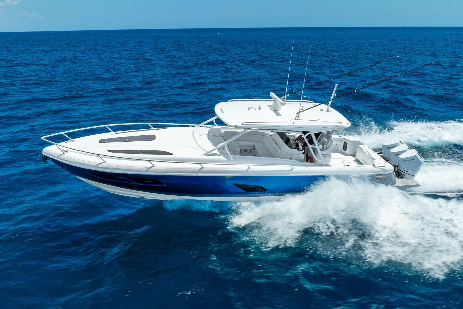 2025 Intrepid 41 Valor — photo 16