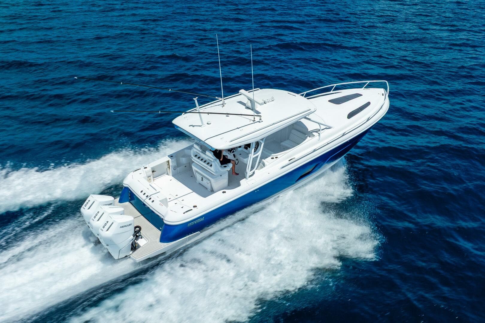 2025 Intrepid 41 Valor — photo 13