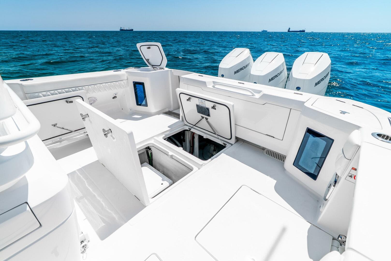 2025 Intrepid 41 Valor — photo 36