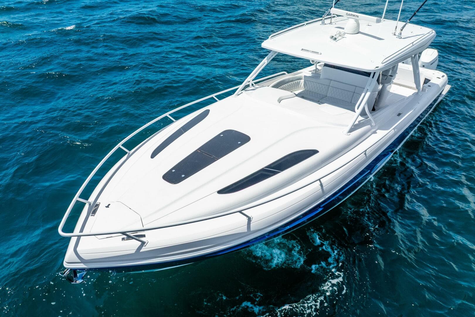 2025 Intrepid 41 Valor — photo 6