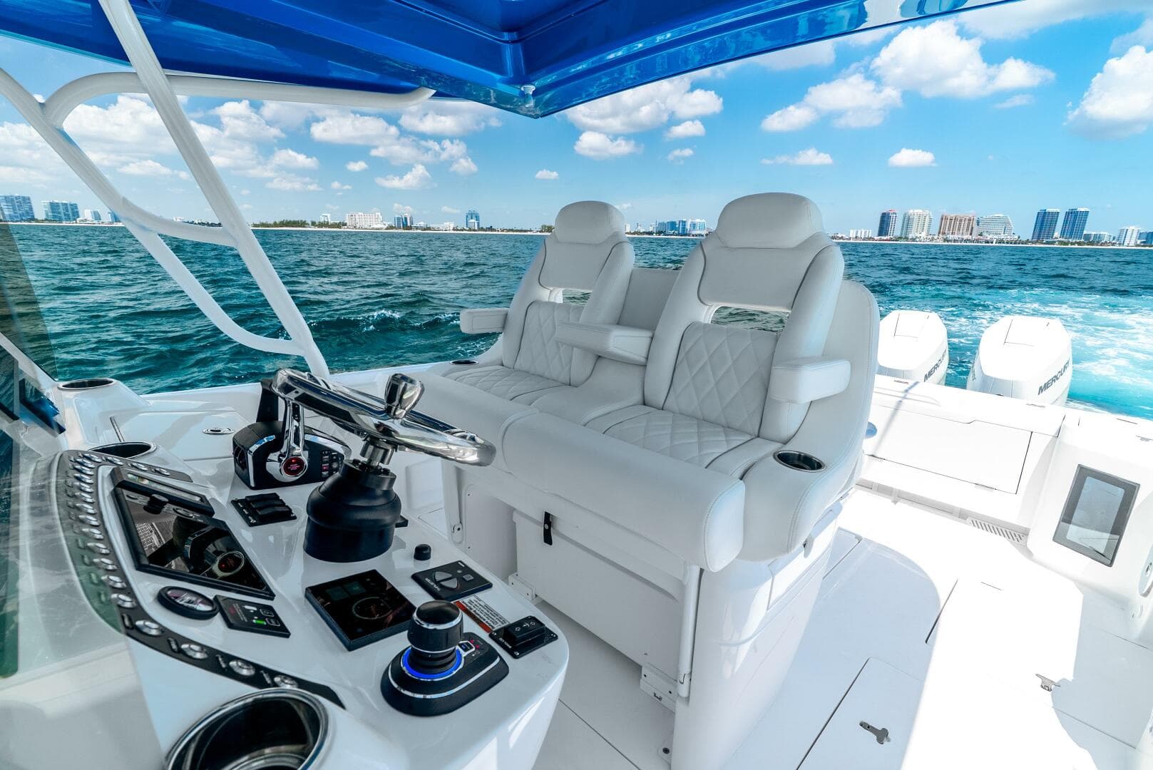 2025 Intrepid 41 Valor — photo 43