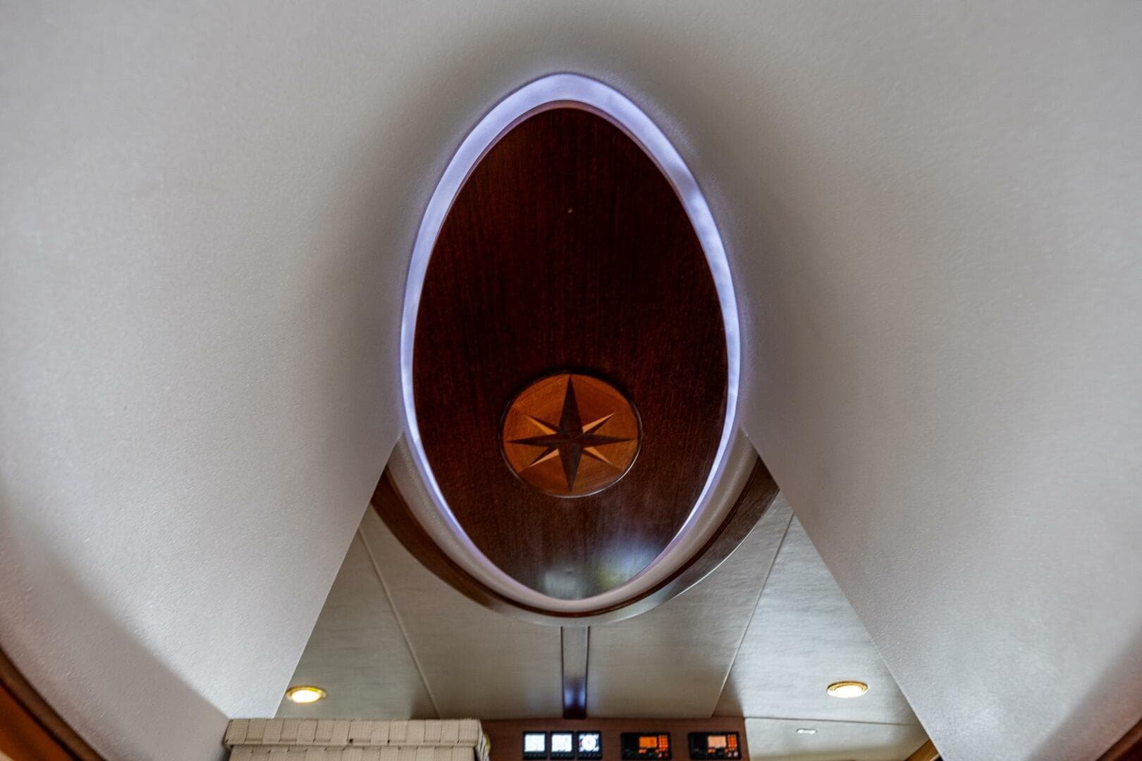 2007 American Tug 41 — photo 24