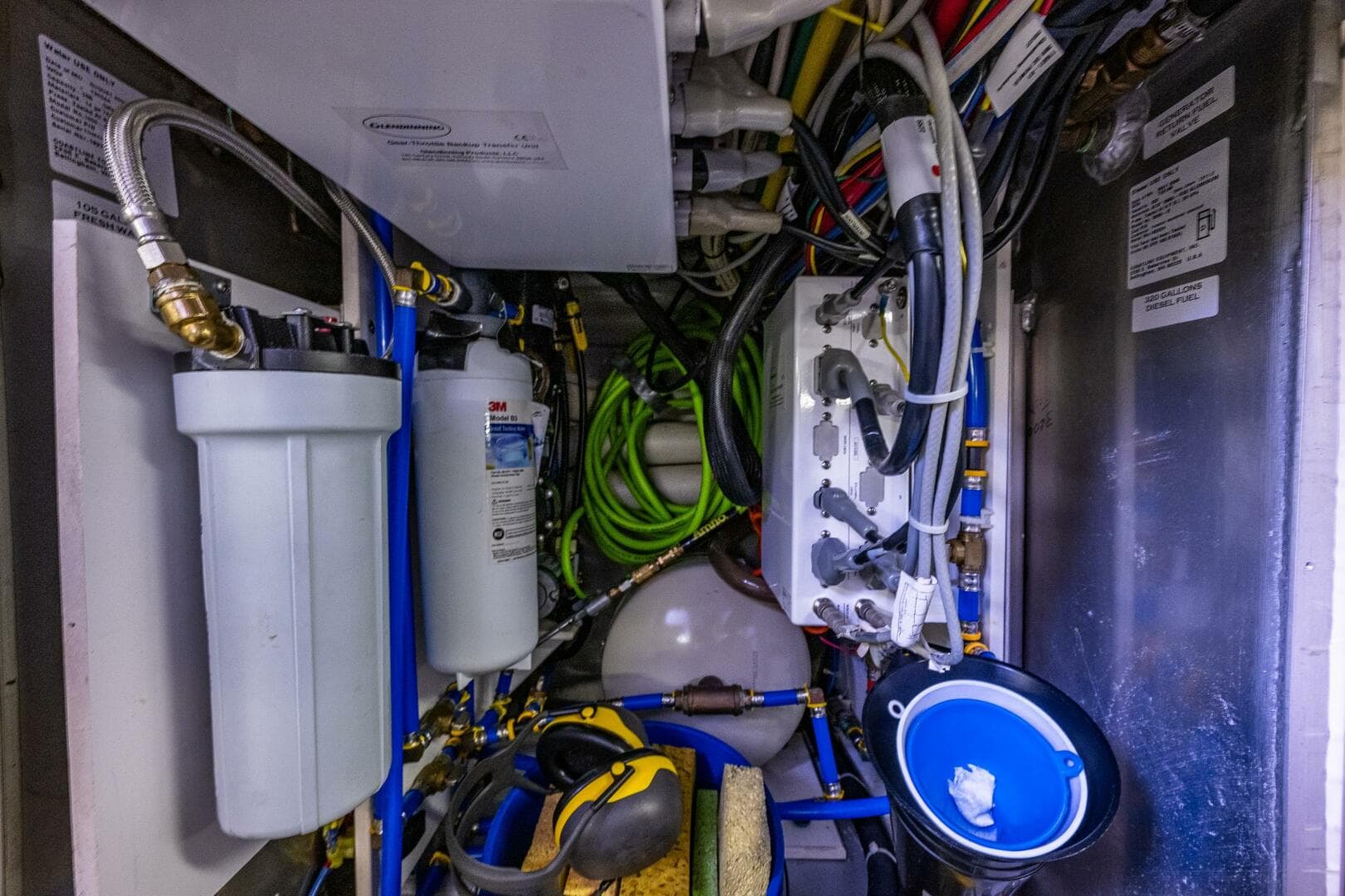 2007 American Tug 41 — photo 52