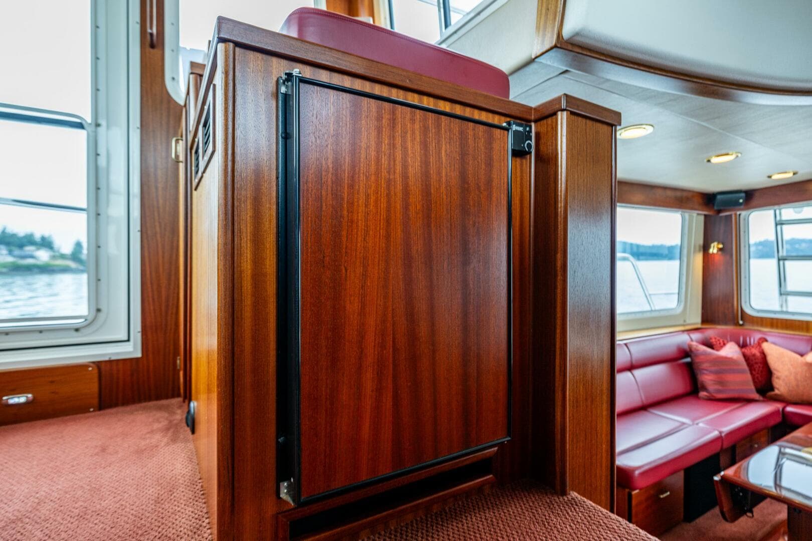 2007 American Tug 41 — photo 26