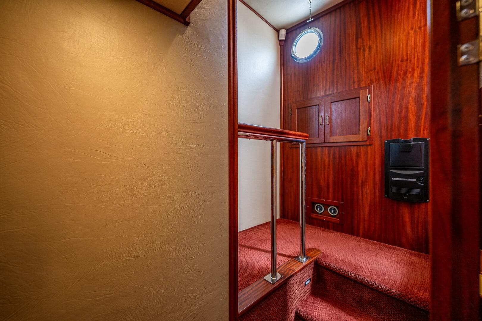 2007 American Tug 41 — photo 39