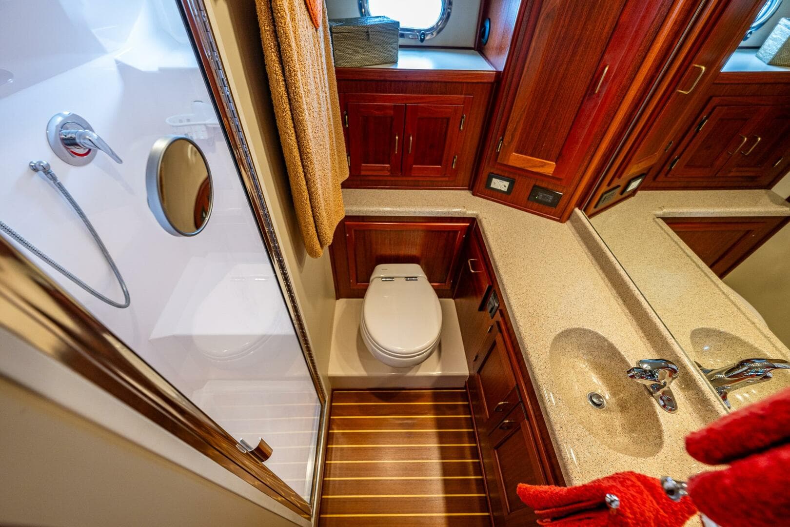 2007 American Tug 41 — photo 38