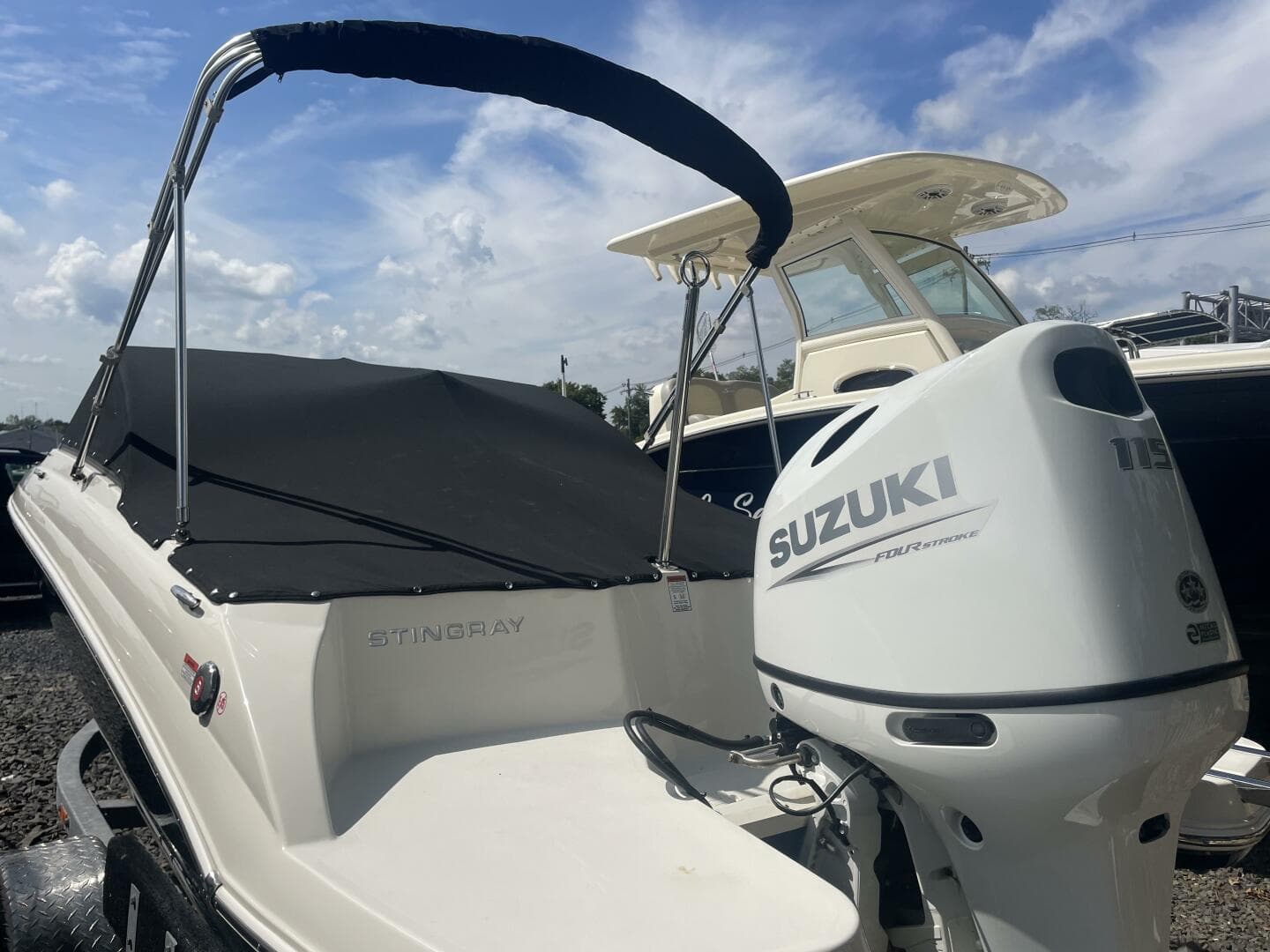 2023 Stingray 191 DC — photo 20