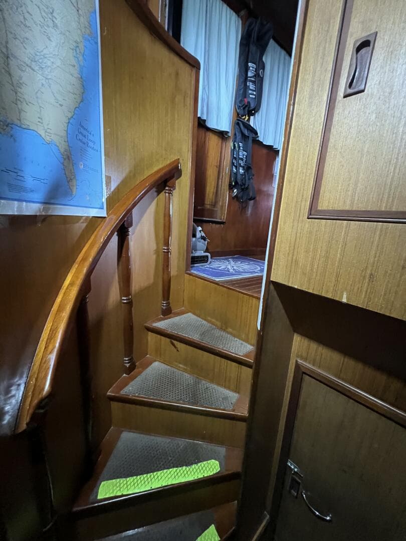 1981 Sea Ranger 45 Raised Pilot House — photo 22