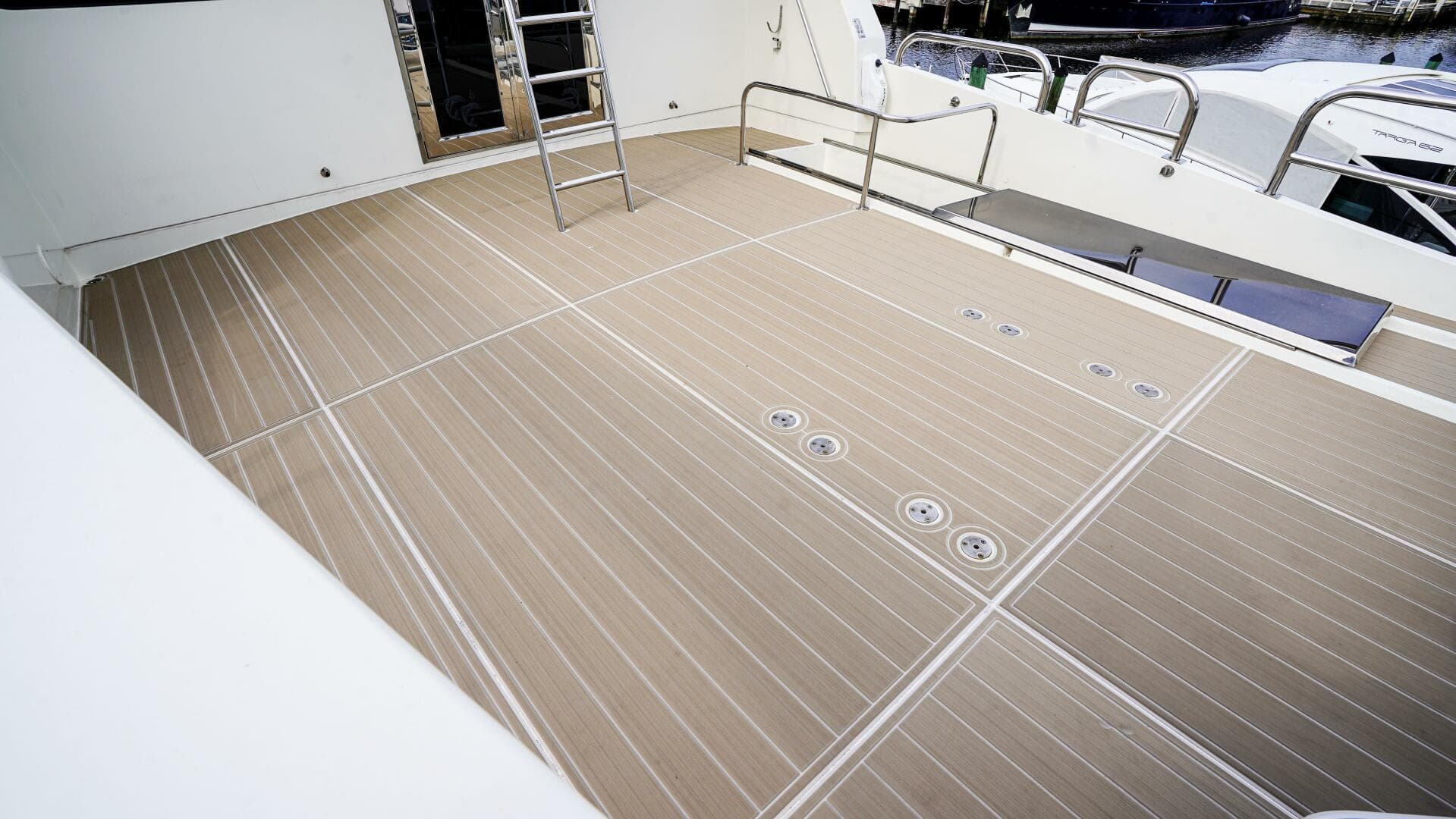 2001 Motor Yacht 82 — photo 51