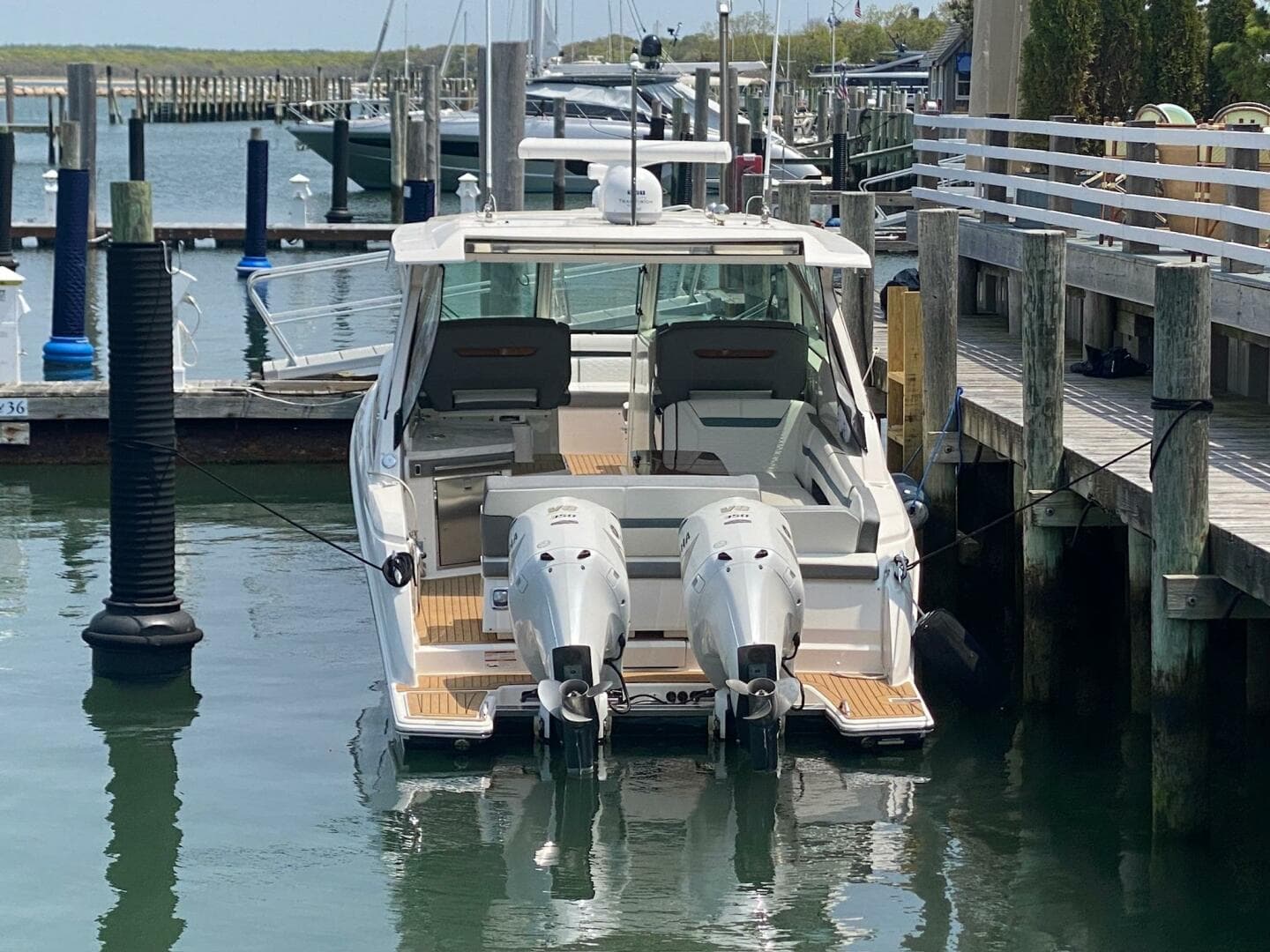 2019 Tiara Yachts 34 LX — photo 11