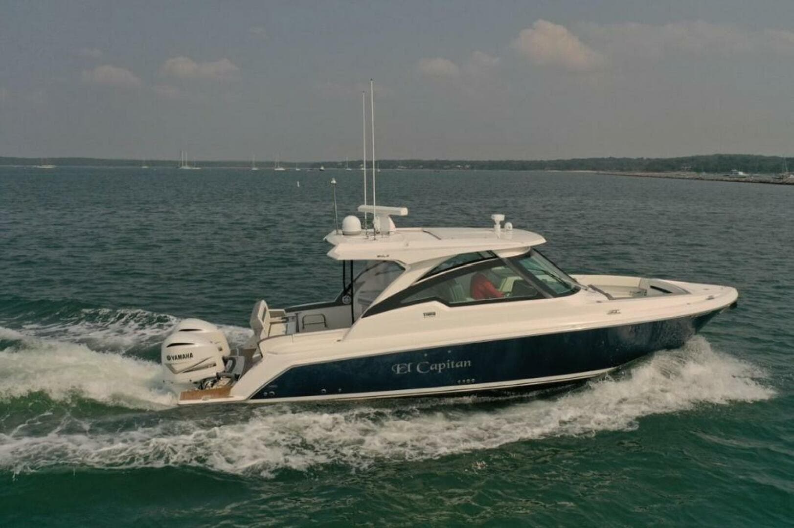 2019 Tiara Yachts 34 LX — photo 2