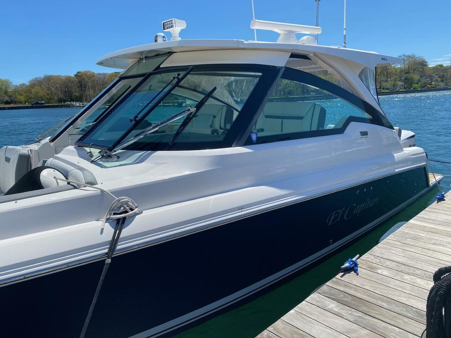 2019 Tiara Yachts 34 LX — photo 10