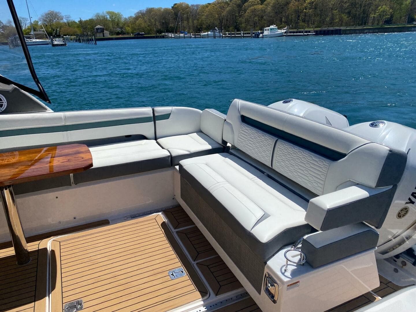 2019 Tiara Yachts 34 LX — photo 18