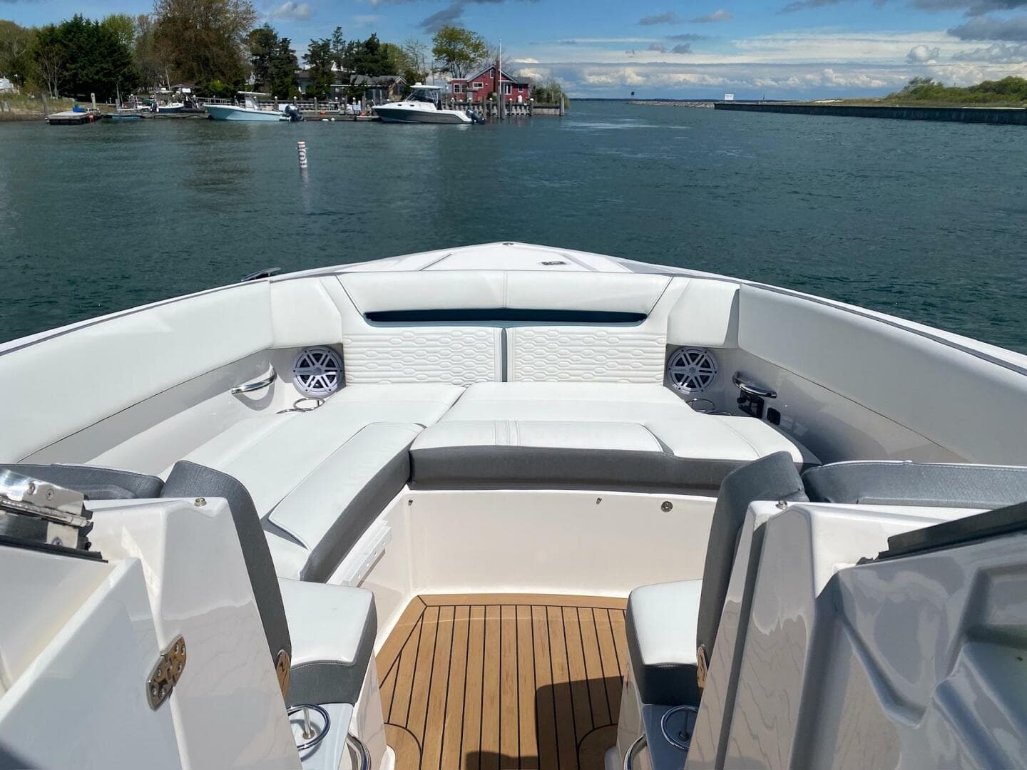 2019 Tiara Yachts 34 LX — photo 14