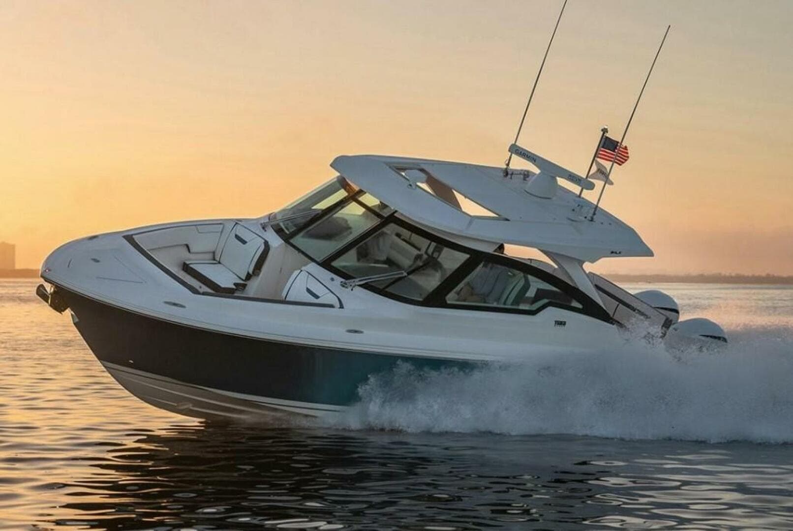 2019 Tiara Yachts 34 LX — photo 43