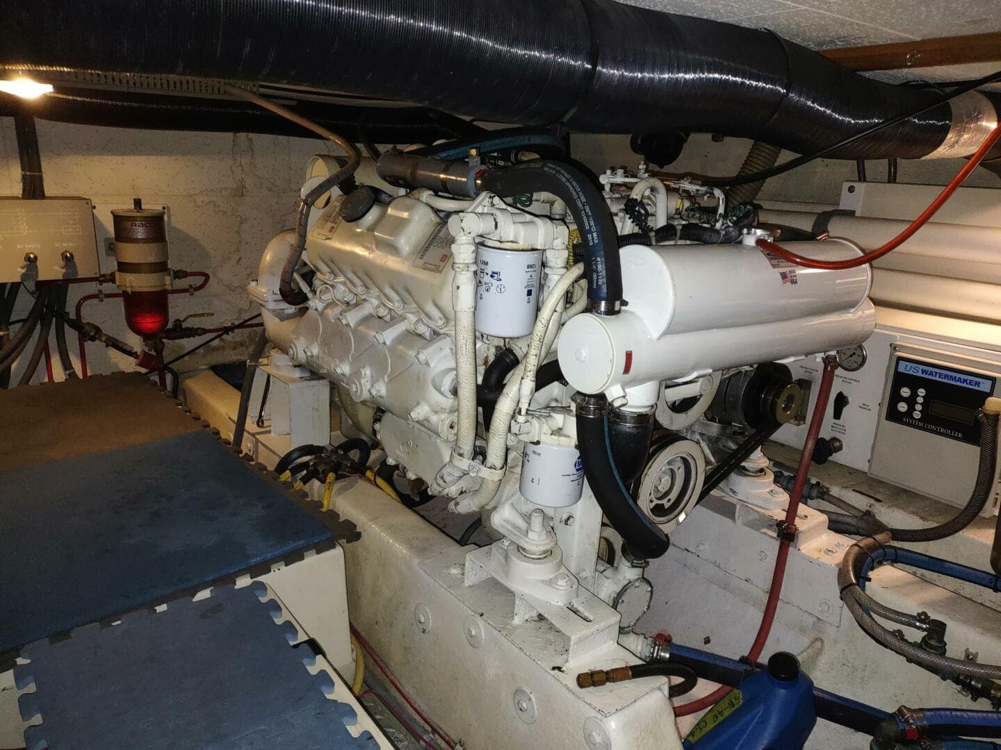 1989 Ocean Alexander — photo 36