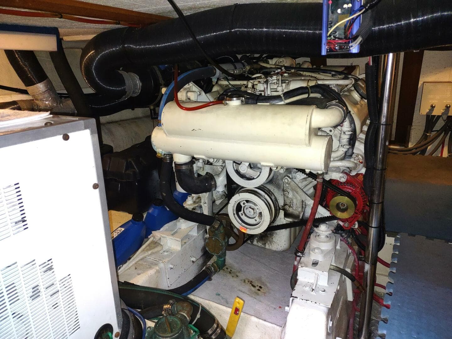 1989 Ocean Alexander — photo 35