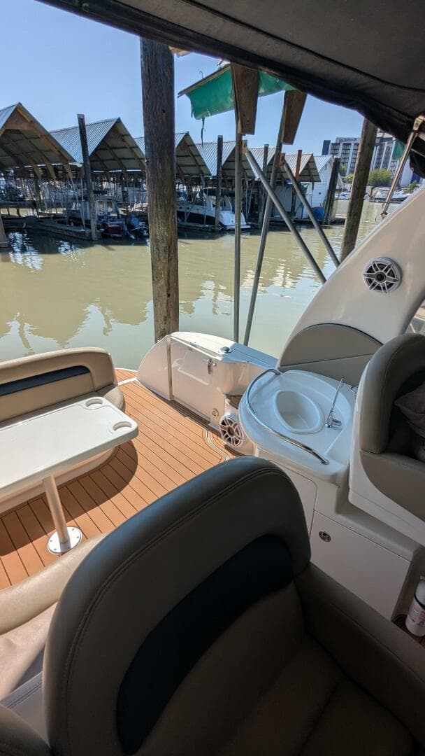 2004 Sea Ray 340 Sundancer — photo 11