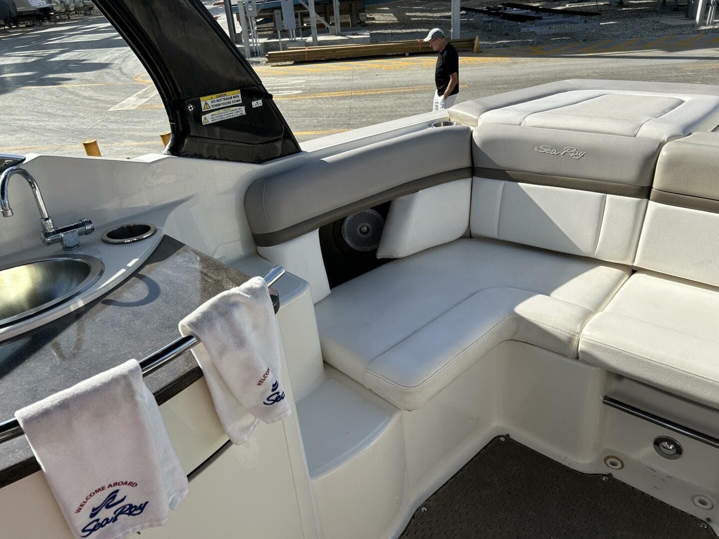 2013 Sea Ray 270 Slx — photo 15