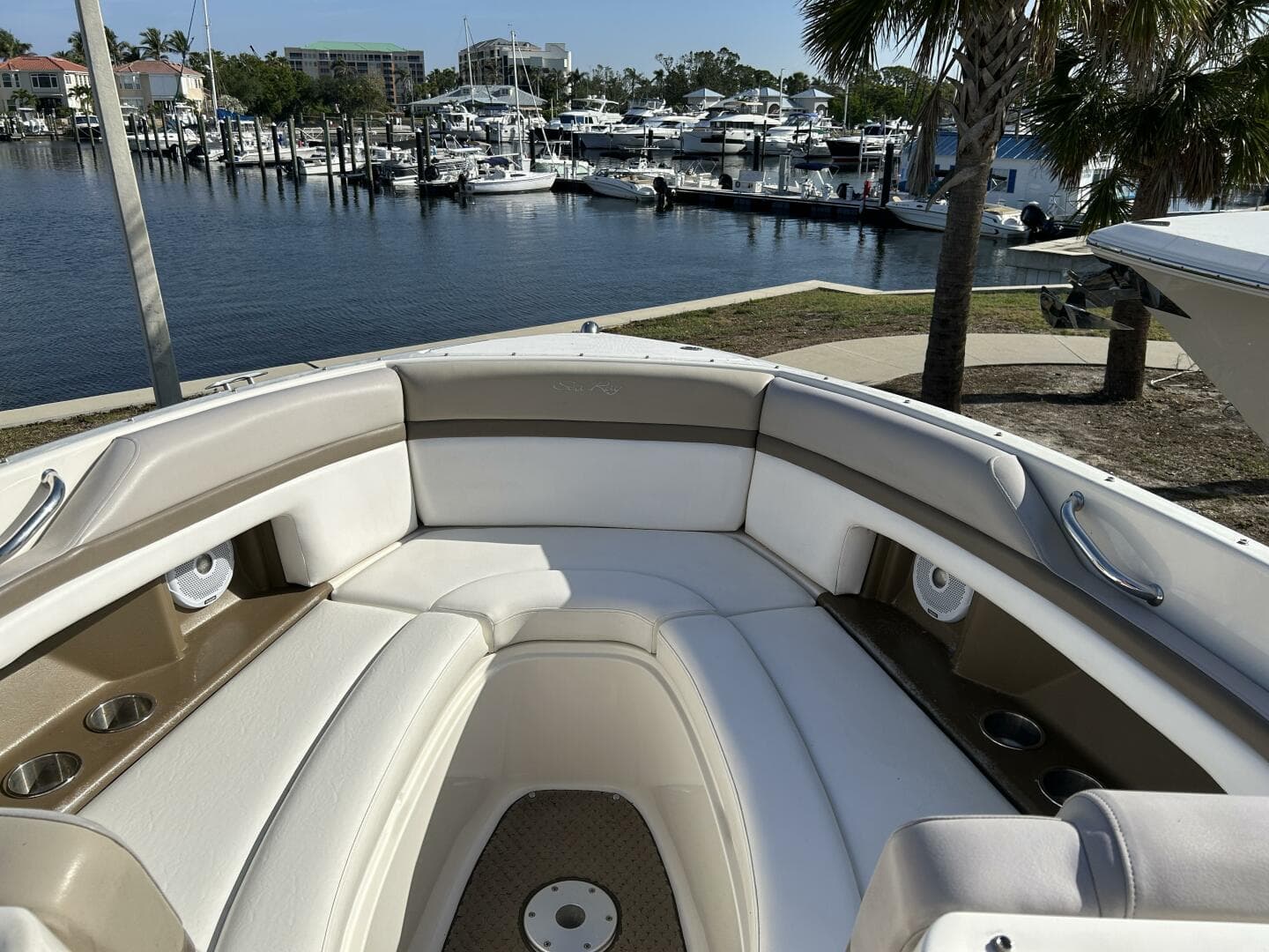 2013 Sea Ray 270 Slx — photo 23