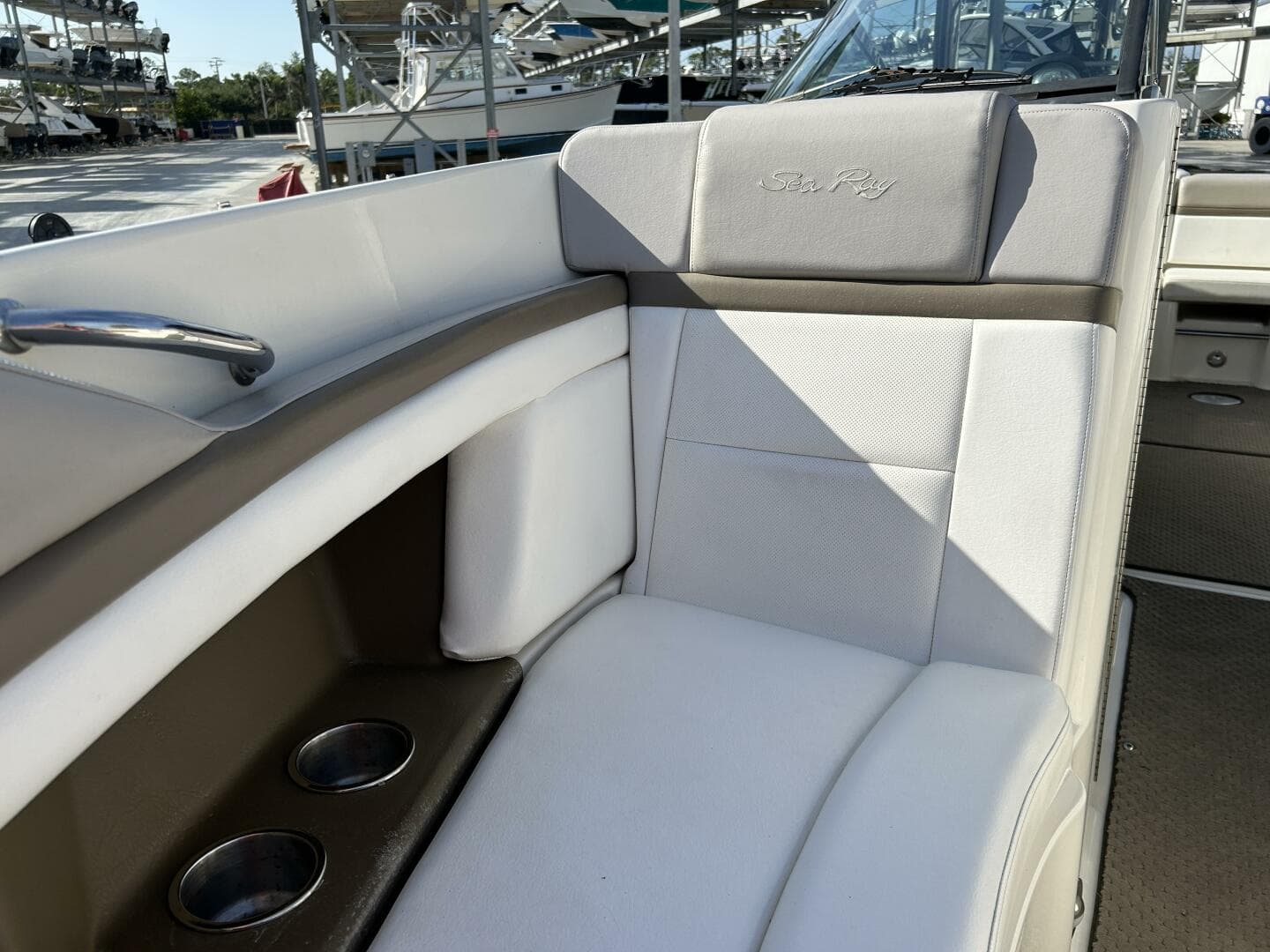 2013 Sea Ray 270 Slx — photo 24