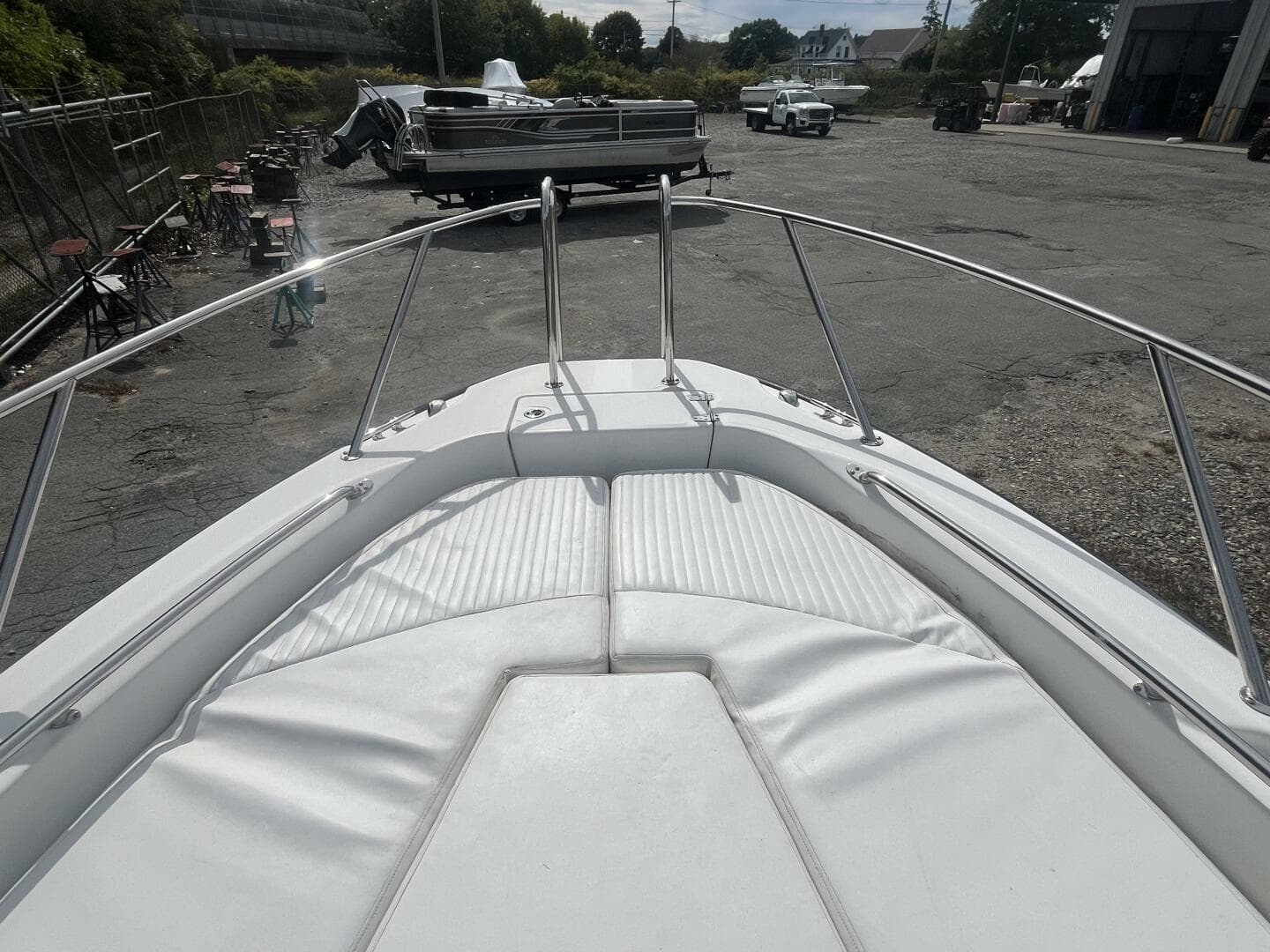 2008 Boston Whaler 230 Dauntless — photo 7