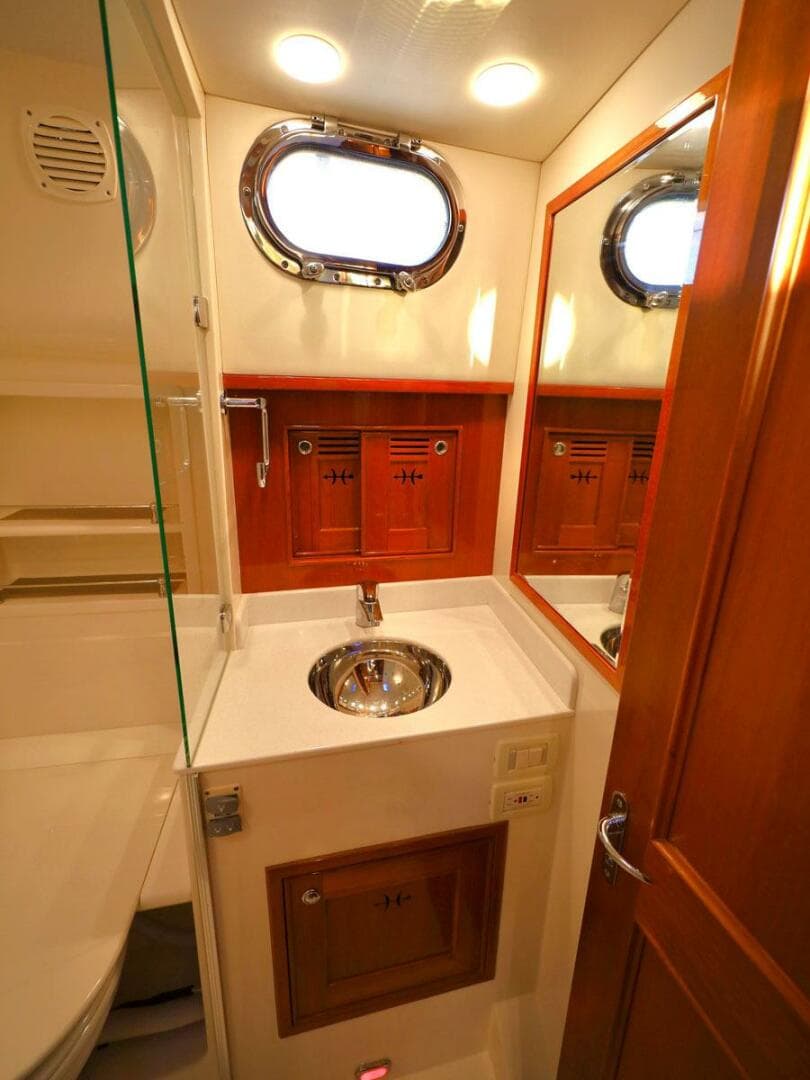 2014 Hunt Yachts — photo 33