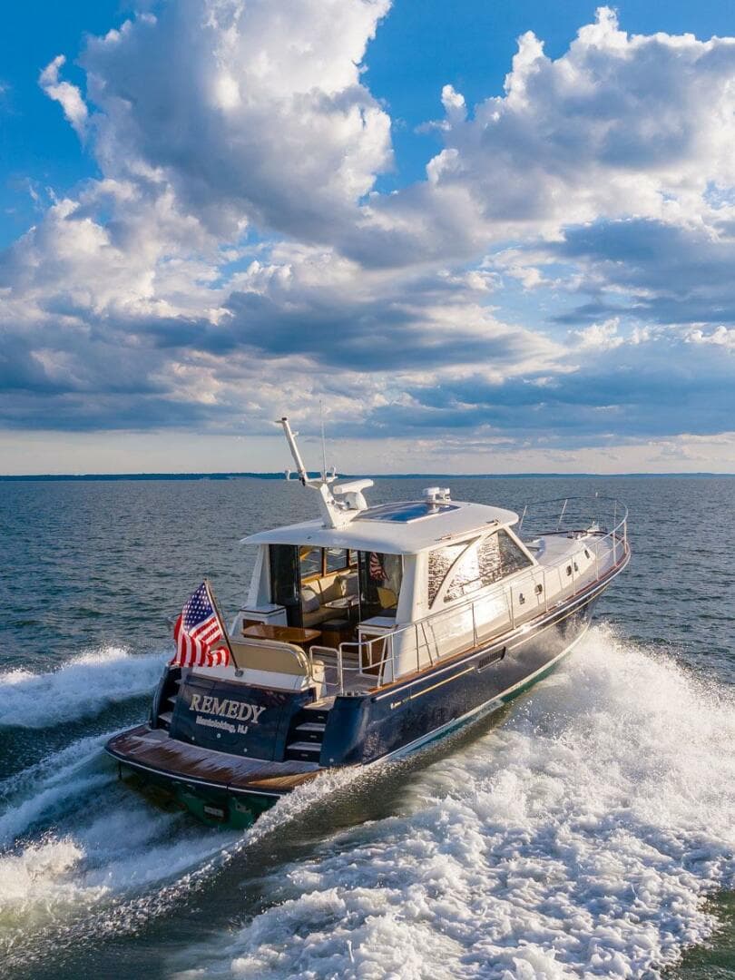 2014 Hunt Yachts — photo 36