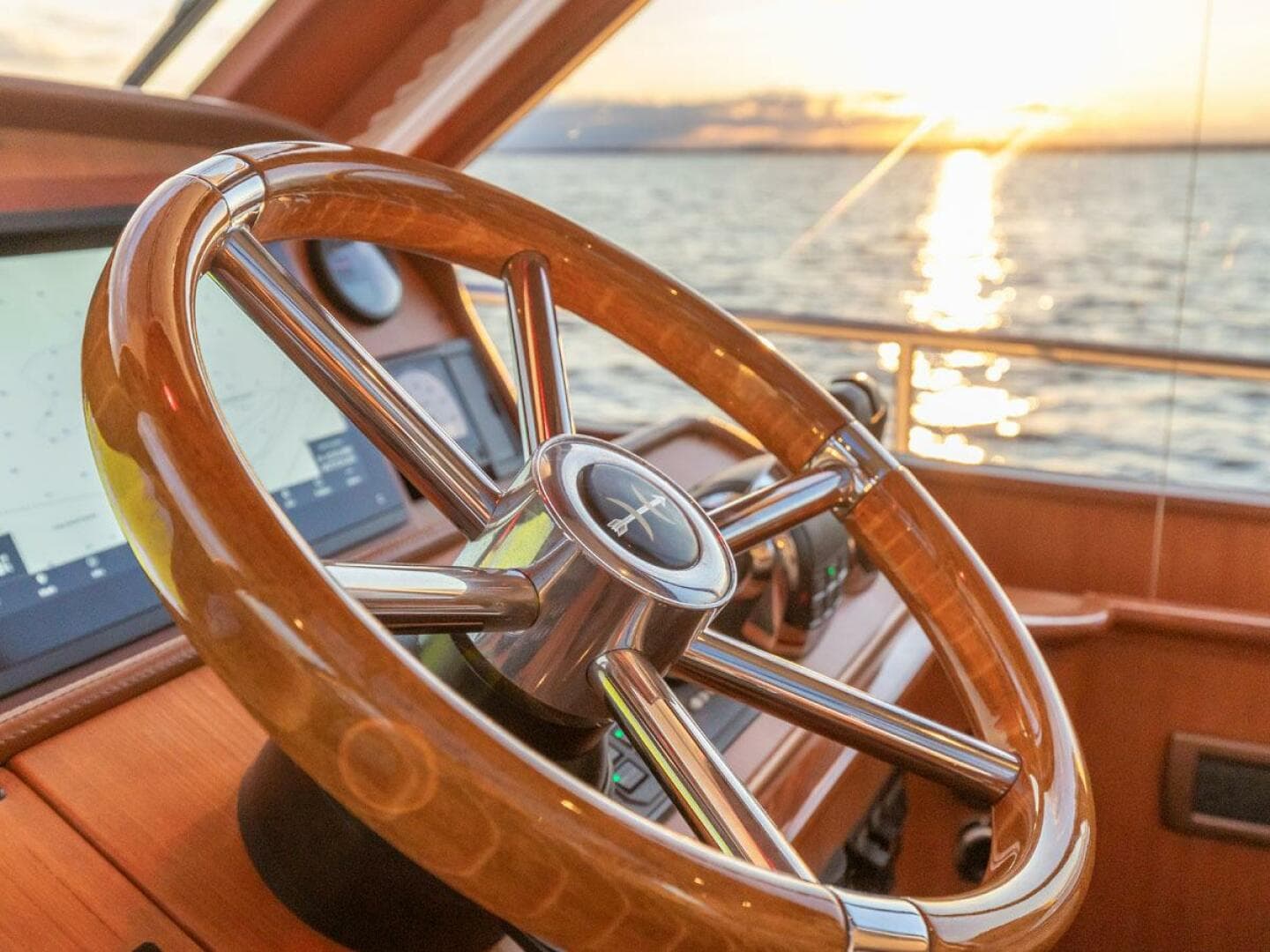 2014 Hunt Yachts — photo 19