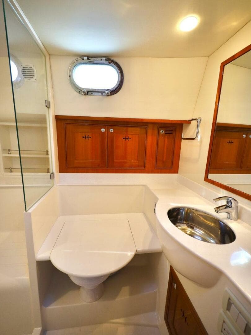 2014 Hunt Yachts — photo 28