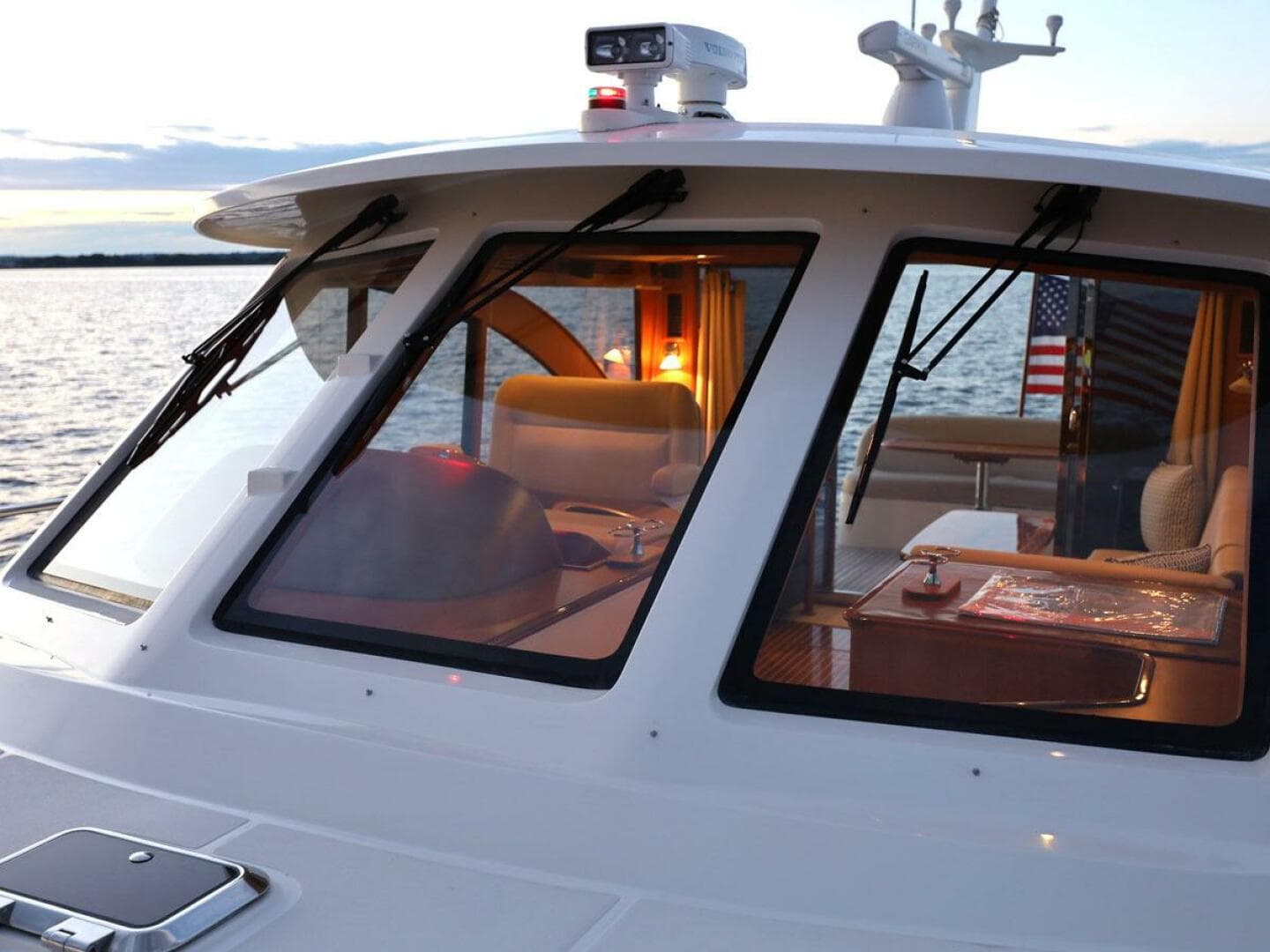 2014 Hunt Yachts — photo 8