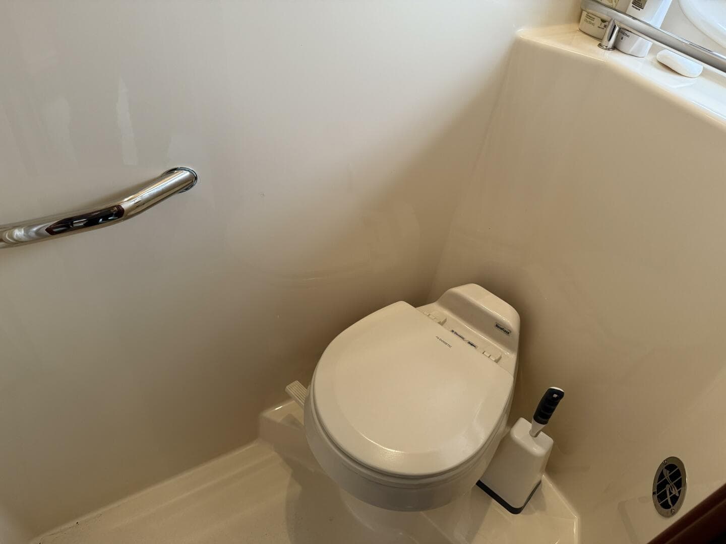 2006 Sea Ray 48 Sundancer — photo 83