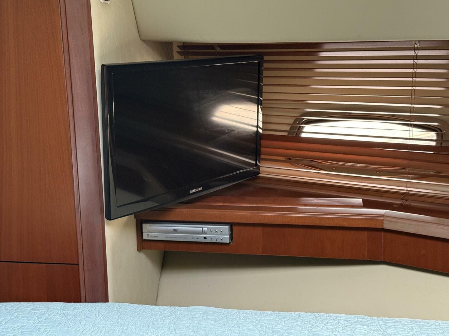 2006 Sea Ray 48 Sundancer — photo 69