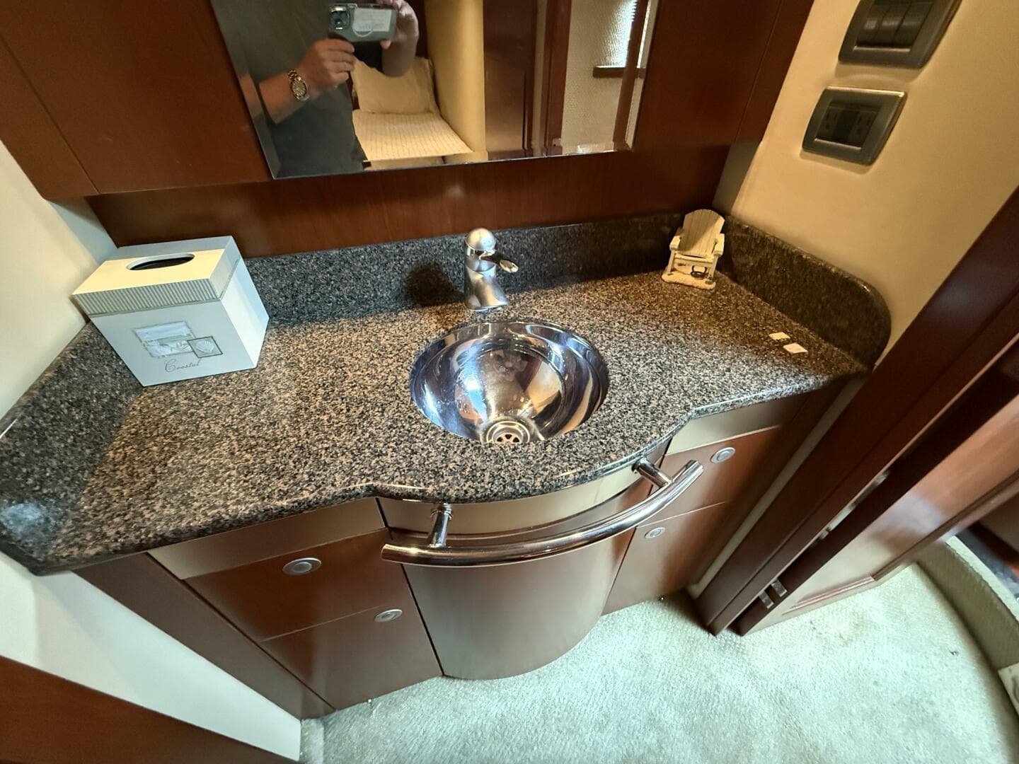 2006 Sea Ray 48 Sundancer — photo 81