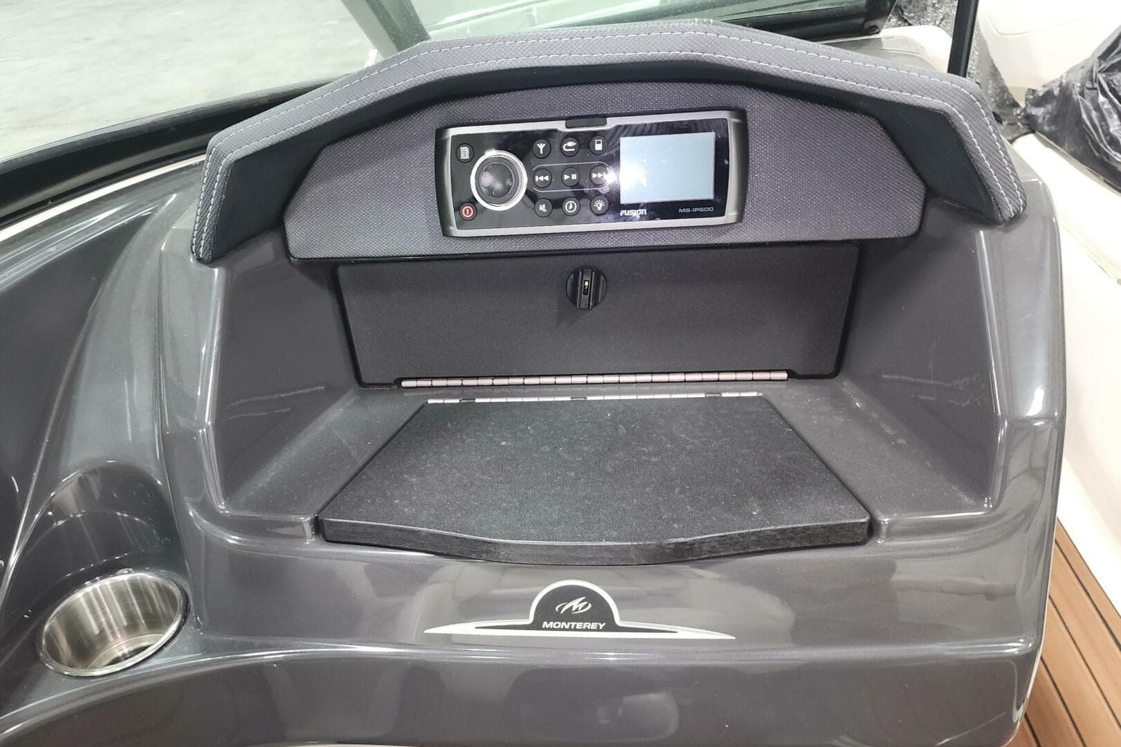 2014 Monterey — photo 6