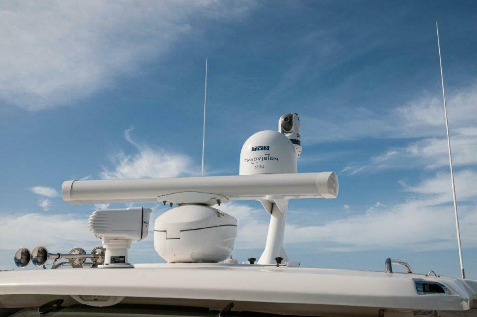 2018 Boston Whaler 420 Outrage — photo 30