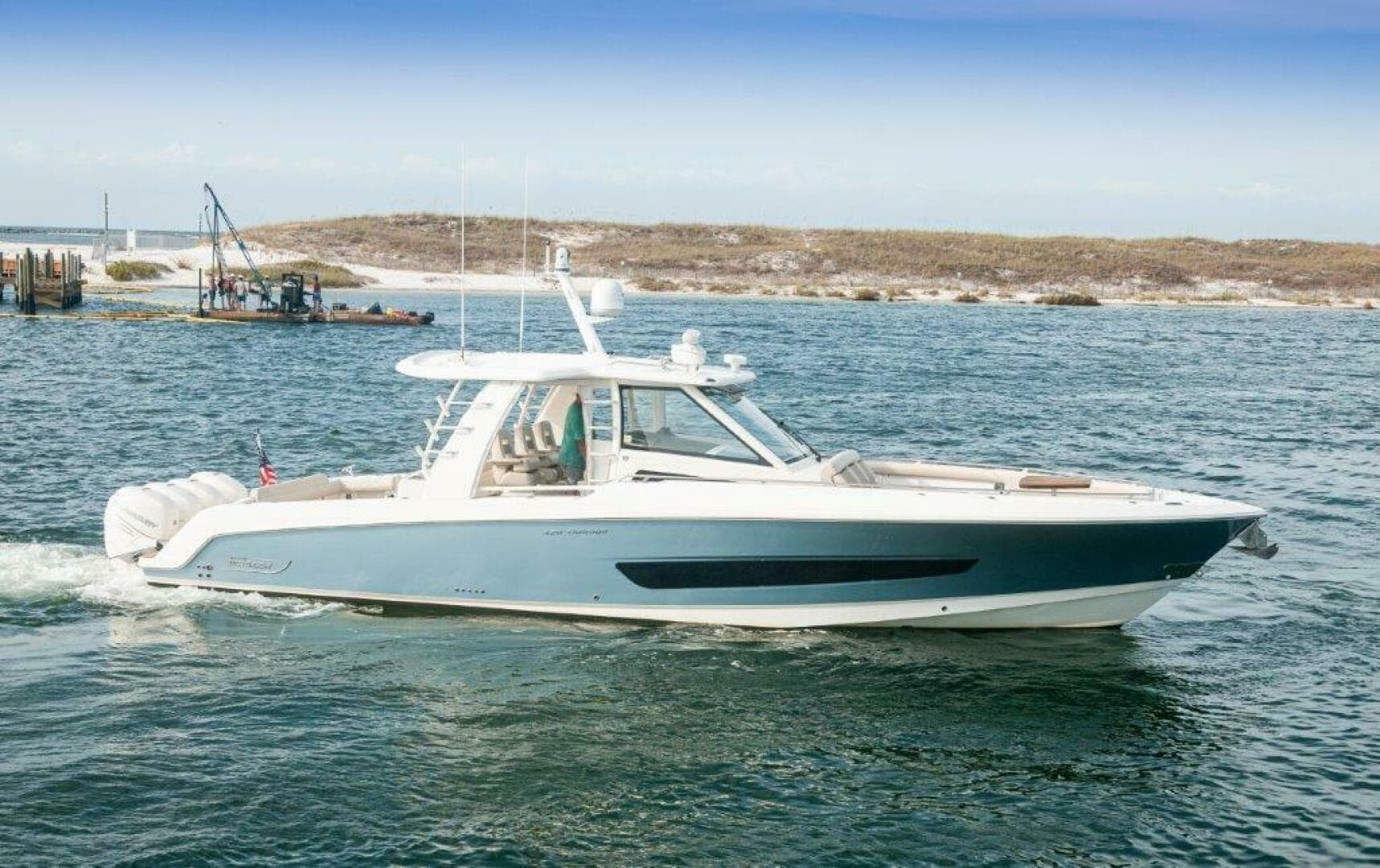 2018 Boston Whaler 420 Outrage — photo 35