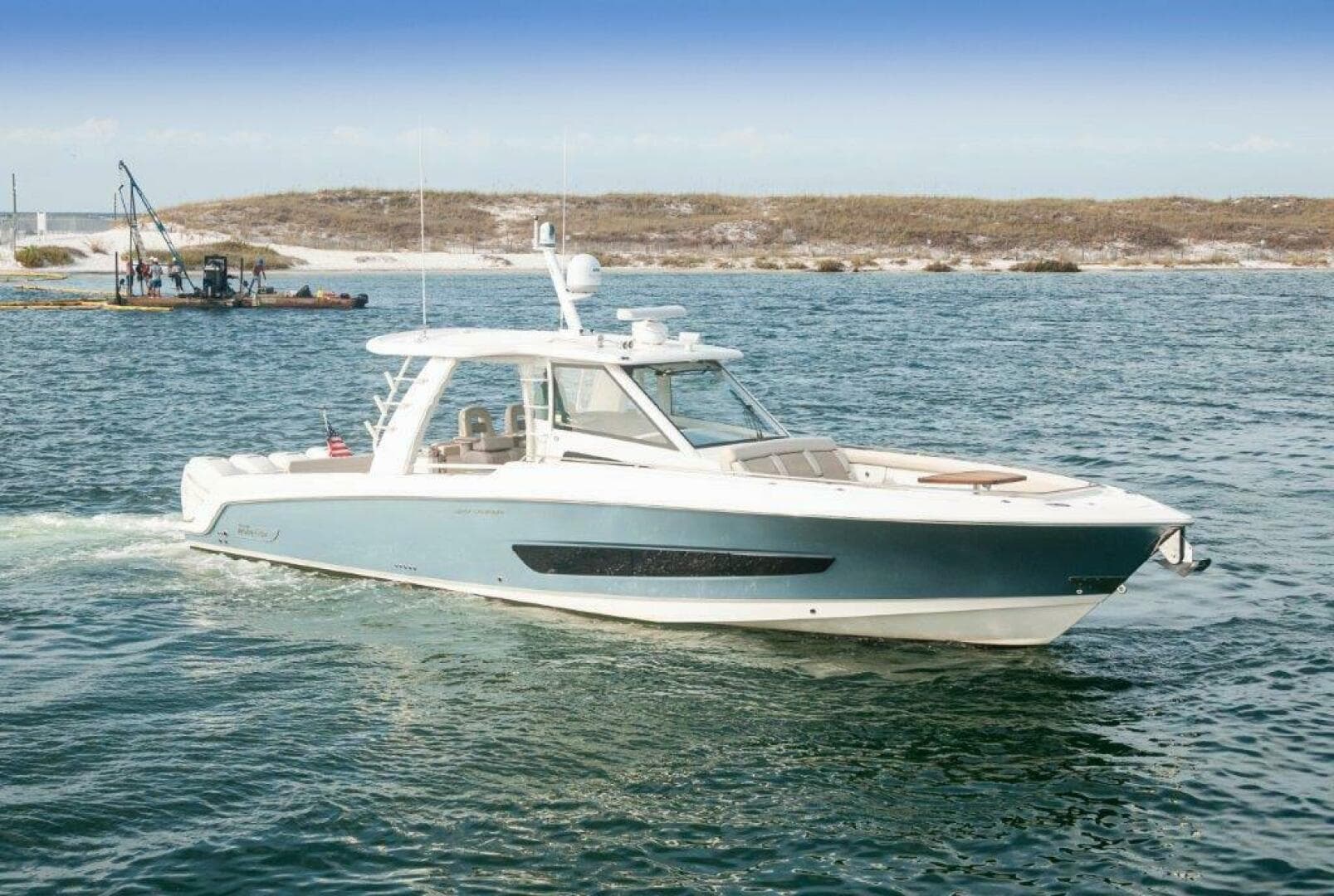 2018 Boston Whaler 420 Outrage — photo 34