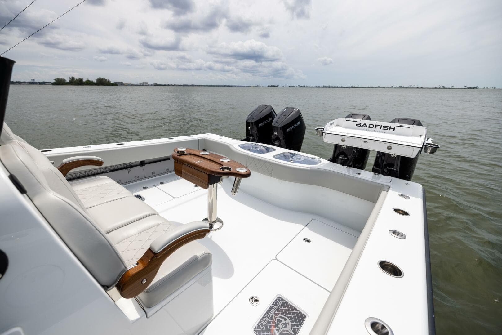 2025 Freeman 42 Lr — photo 28